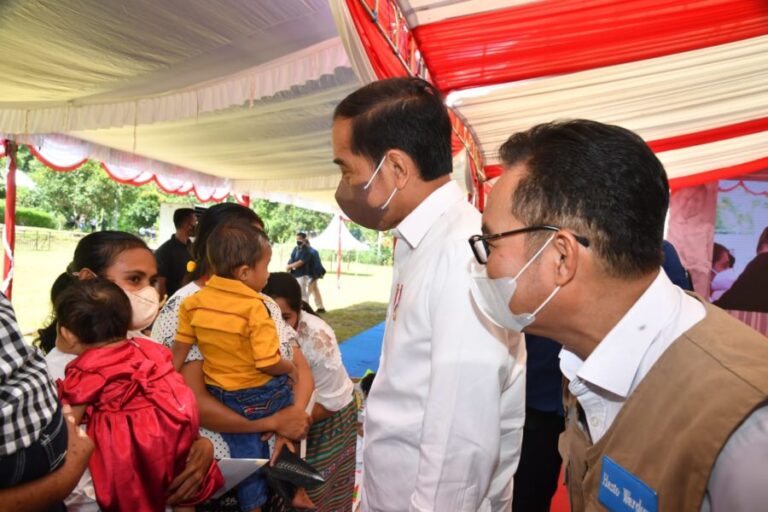 Targetkan Angka Prevalensi Stunting di Bawah 14 Persen pada 2024, Presiden: Harus Tercapai