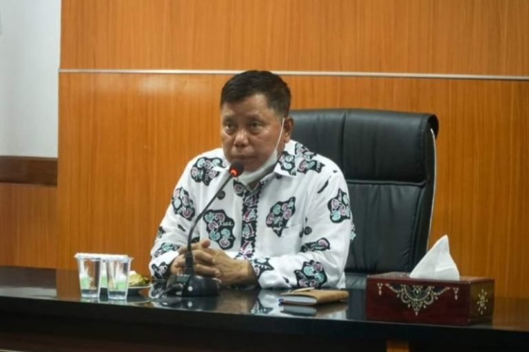 Bupati Lombok Ingatkan Warga Tak Menikah Dini
