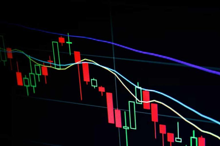 Masuk Kuartal III tahun 2022, Investasi di Indonesia Tumbuh 1,9 Persen Ilustrasi pertumbuhan investasi saham. (foto: Maxim Hopman, unsplash)