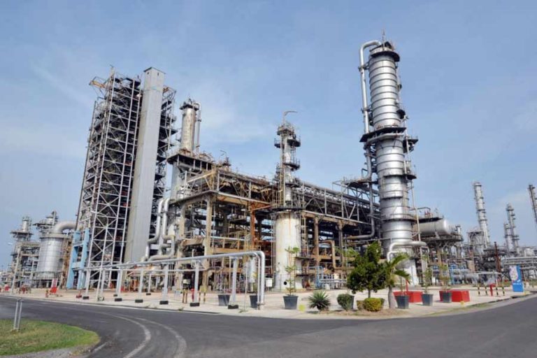 Gelar Pemeliharaan Kilang Terbesar di Balongan, Pertamina Serap Hampir 15 Ribu Tenaga Kerja