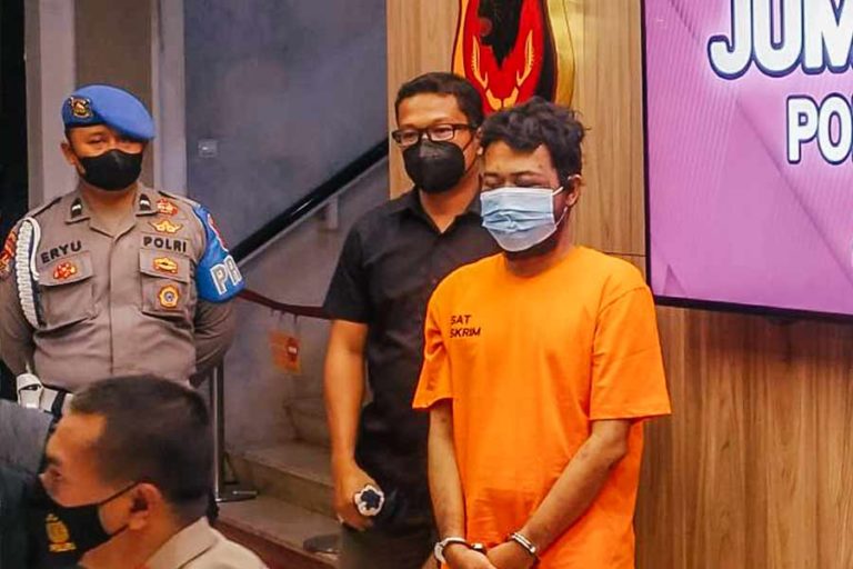 Kasus Kekerasan Indramayu, Pelaku Aniaya Kyai saat Berzikir di Musala