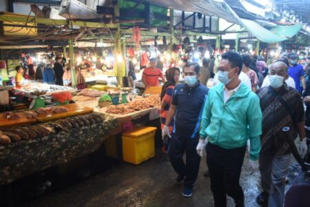 Pastikan Ketersediaan Stok Bahan Pokok, Walikota Pontianak Lakukan Monitoring Gudang dan Agen