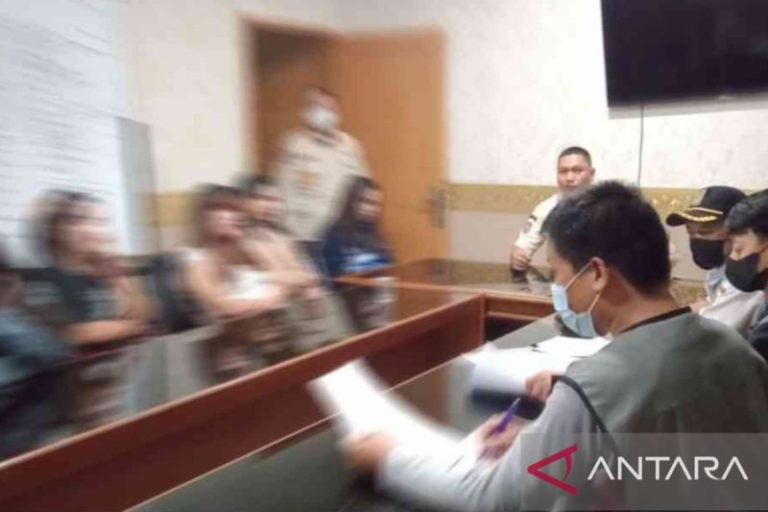 Tekan Penyakit Masyarakat Jaga Kesucian Bulan Ramadhan, Enam PSK Terjaring Razia Petugas Gabungan