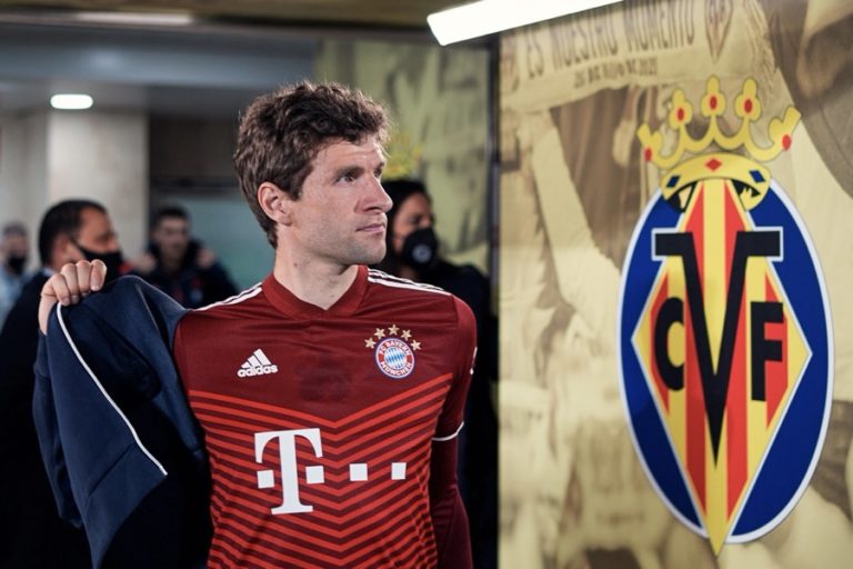 Muller Bertekad Buat Lewandowski Menyesal Pindah ke Barcelona