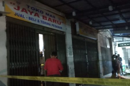 2 Perampok Bersenjata Api Satroni Toko Emas di Pasar Kemis Tangerang