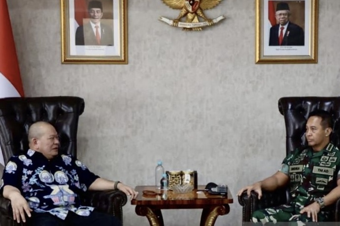 Ikut Jaga Demonstrasi, Panglima TNI Pastikan Tidak Ada Tindak Represif dari Anggotanya