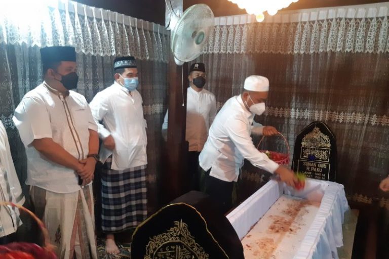 Malem Selawe, Tradisi Akhir Ramadhan di Kabupaten Gresik Kembali Terlaksana