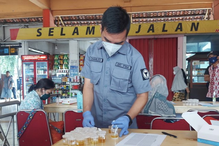 BNN: Sopir Angkutan Mudik Lebaran Terminal Kampung Rambutan Bebas Naskoba