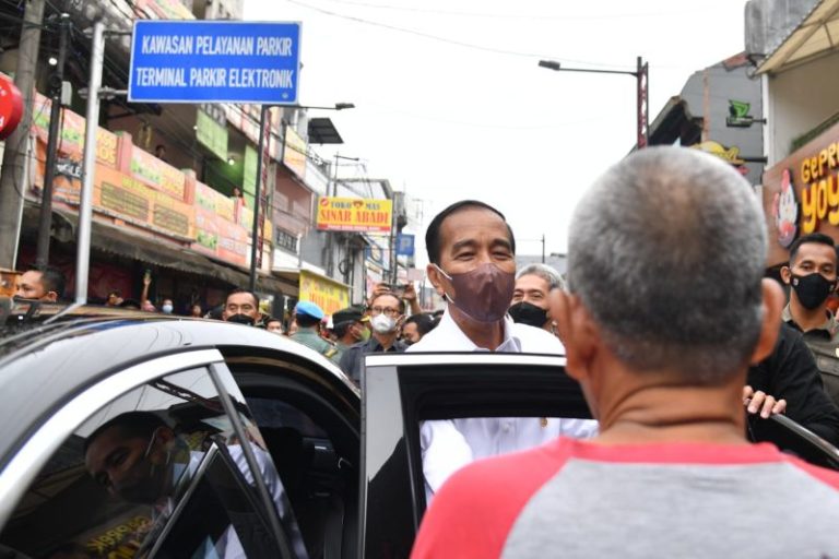 Bertemu Presiden Jokowi, 2 Pedagang di Pasar Bogor Teriak Histeris Minta Tolong