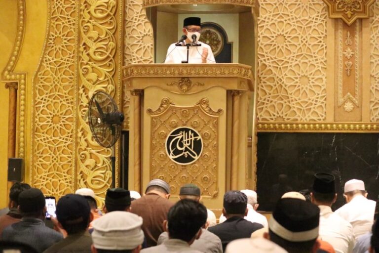 Salat Tarawih Pertama, Ini Pesan Gubernur Kalbar Sutarmidji