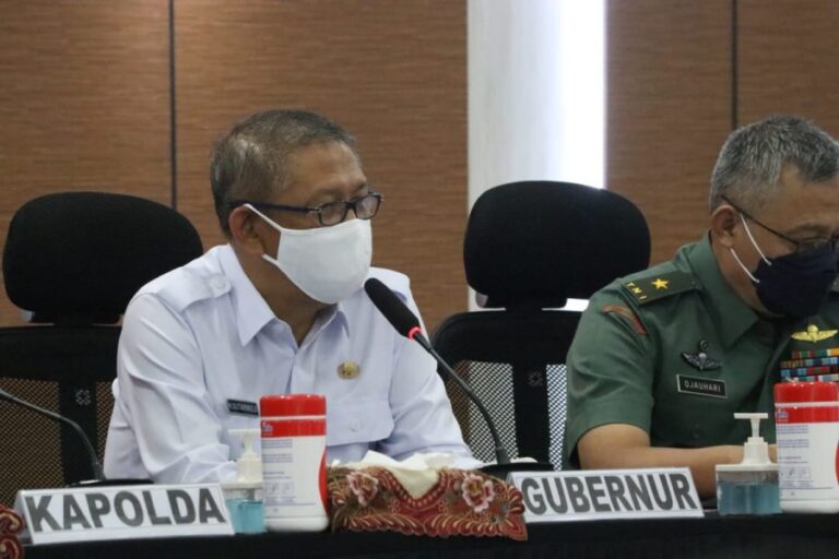 Gubernur Gelar Open House di Pendopo
