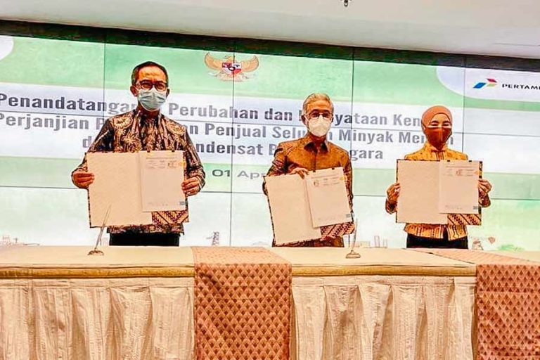 SKK Migas dan Pertamina Teken Perubahan Perjanjian Penunjukan Penjual Minyak Mentah Bagian Negara