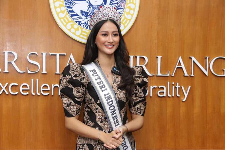Puteri Indonesia Puji Kiprah Unair dalam Daftar Kampus Terbaik Dunia