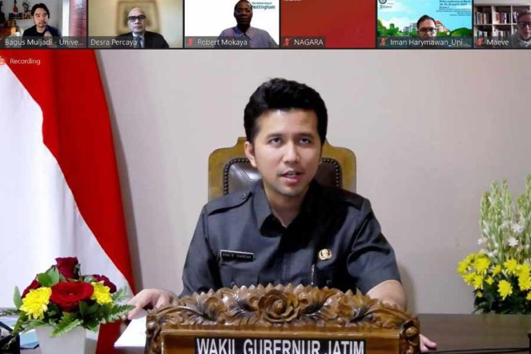 Emil Dardak Saksikan Penandatangan MoU Percepatan Pembangunan Infrastuktur Kendaraan Listrik