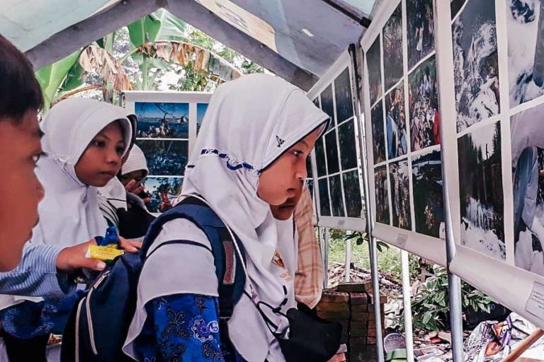 Pameran Plastik Brantas XOXO, Ngabuburit Sambil Belajar Mikroplastik