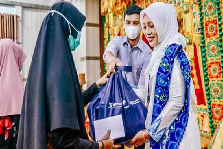 Dukungan Moral, PKK Aceh Serahkan Bansos untuk Korban KDRT dan Pelecehan Seksual