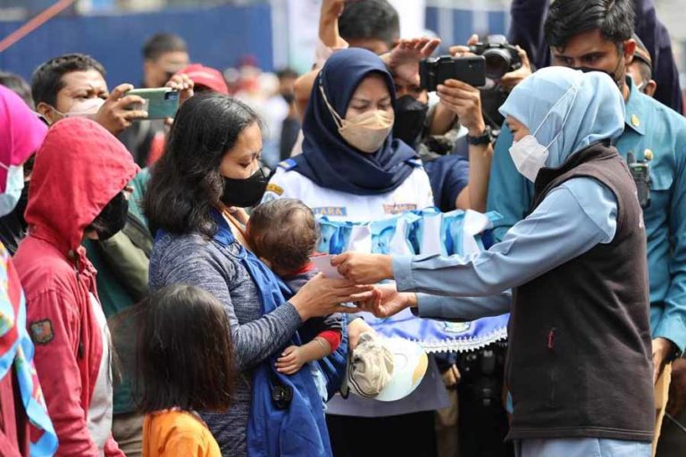 Mudik Lebaran, Terminal Purabaya Sediakan 300 Dosis Vaksin Booster bagi Pemudik