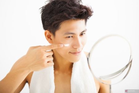 Kenali Jenis Kulit, Ini Basic Skincare Routine Bagi Pria