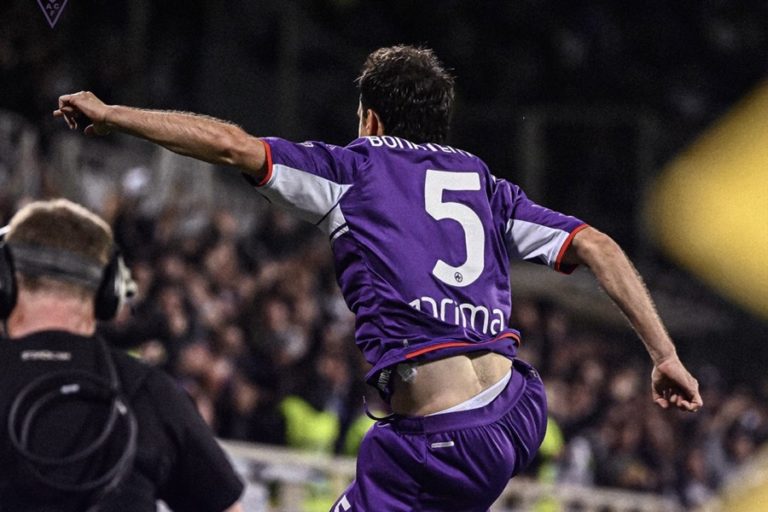 Kalah Dari Fiorentina, Langkah AS Roma Menuju 4 Besar Semakin Berat