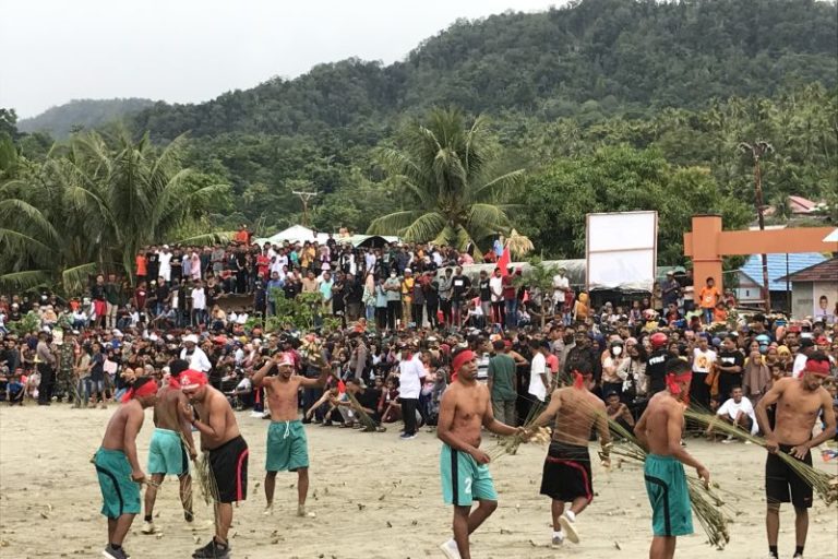 Kirab Budaya Morella di Leihitu Meriah Bersama Ribuan Masyarakat