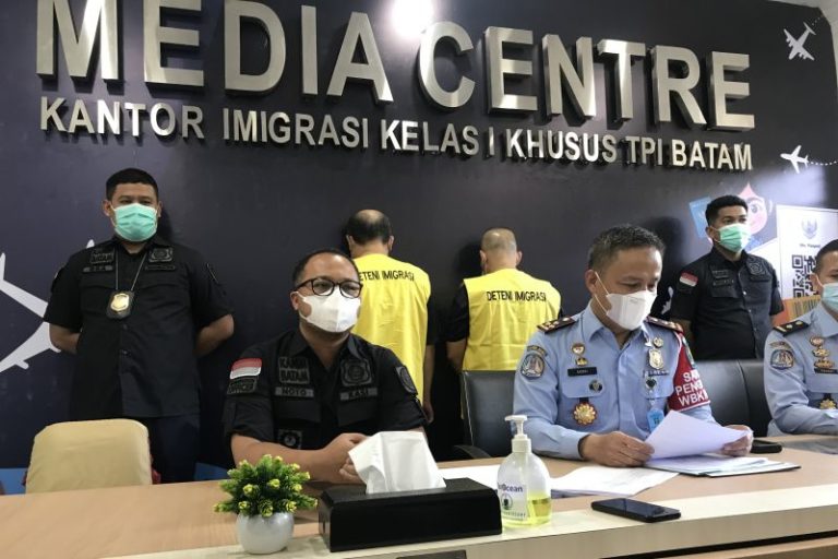 Miliki Keluarga di Batam, 2 WNA Tetap Dideportasi dan Masuk Daftar Cekal