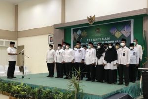Kanwil Kemenag Riau Lantik 23 Anggota PPIH Embarkasi Batam