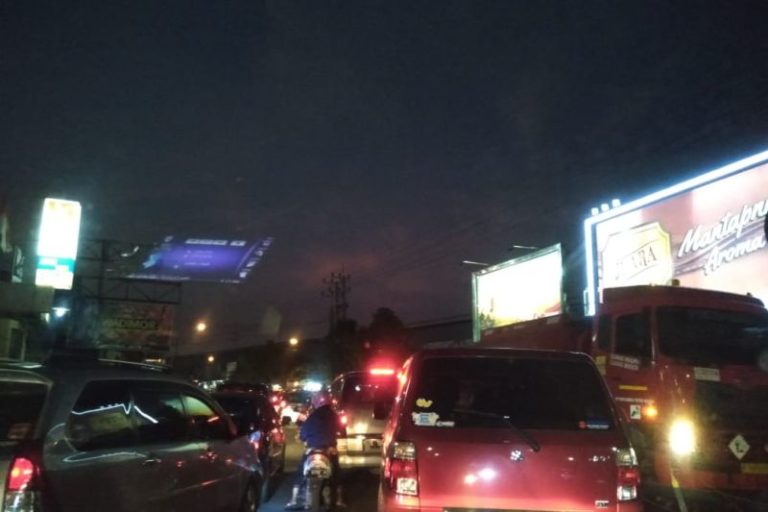 H+3 Lebaran, Arus Mudik Jalur Bojonegoro Menuju Surabaya Terpantau Padat