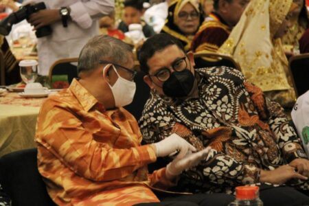 Hadiri Pelantikan Ikatan Keluarga Minang, Fadli Zon: Dimana Bumi Dipijak Disitu Langit Dijunjung