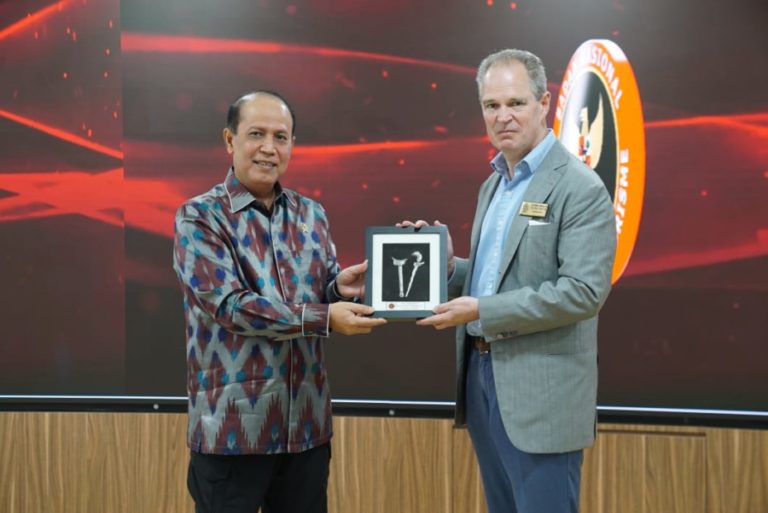 Terima Kunjungan Letjen Sir George Norton, Kepala BNPT Serukan Bersatu Perangi Terorisme