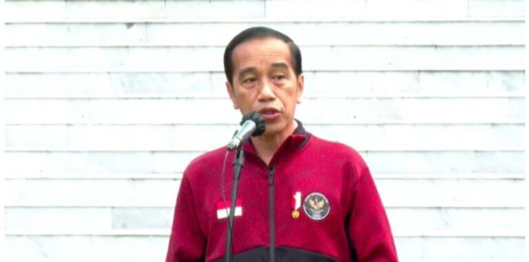 Minta Seluruh Kontingen Meraih Medali Sebanyak-banyaknya, Joko Widodo Berangkatkan Tim Indonesia ke SEA Games Vietnam