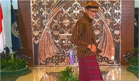 UAS Dideportasi dari Singapura, Begini Reaksi Sandiaga Uno
