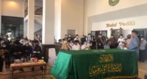 Disaksikan Seribu Penonton Live Youtube, Berkaca-kaca, Ketua KPU RI Berdoa untuk Almarhum Viryan Azis