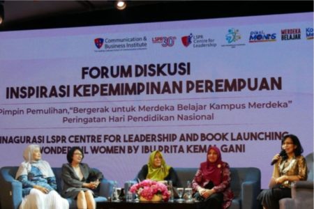 Mendidik Generasi yang Cerdas dan Berkarakter, Pentingnya Pendidikan Tinggi bagi Perempuan