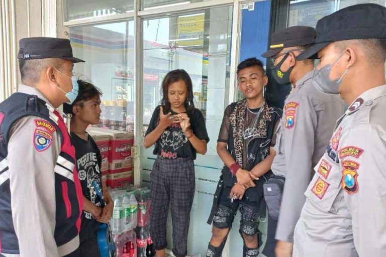 Polres Mojokerto Lakukan Pembinaan pada Anak Punk agar Kembali pada Keluarga