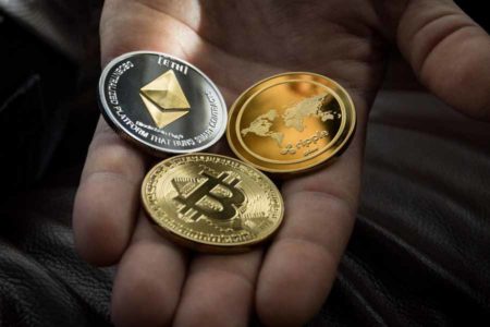 Masa Depan Cryptocurrency, Berpeluang Menggantikan Mata Uang Konvensional?