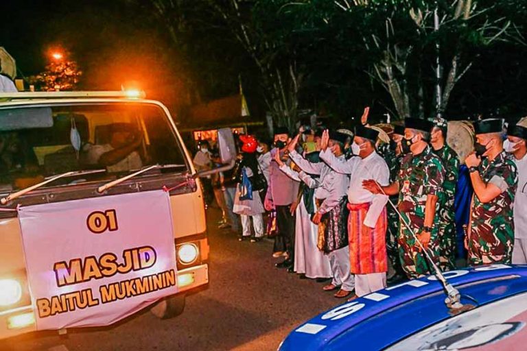 Terapkan Prokes Anti Covid-19, Gubernur Kepri lepas Pawai Takbir Keliling Tanjungpinang