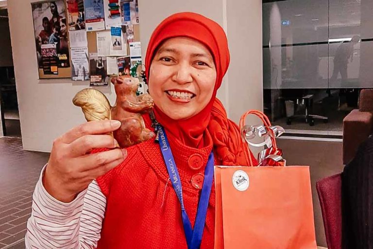 Dewi Meyrasyawati, Pekerja Keras yang Raih Golden Squirrel Tail di Belanda