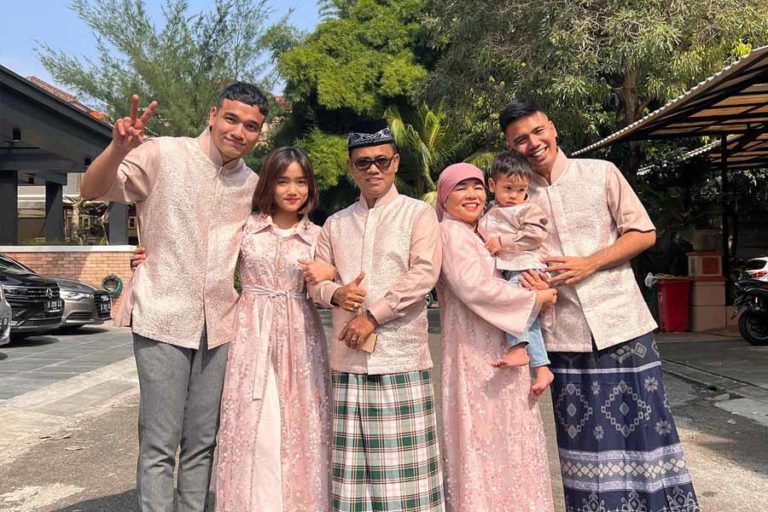 Meneruskan Tradisi Lebaran Vanessa Angel dan Suami, Seperti Apa?