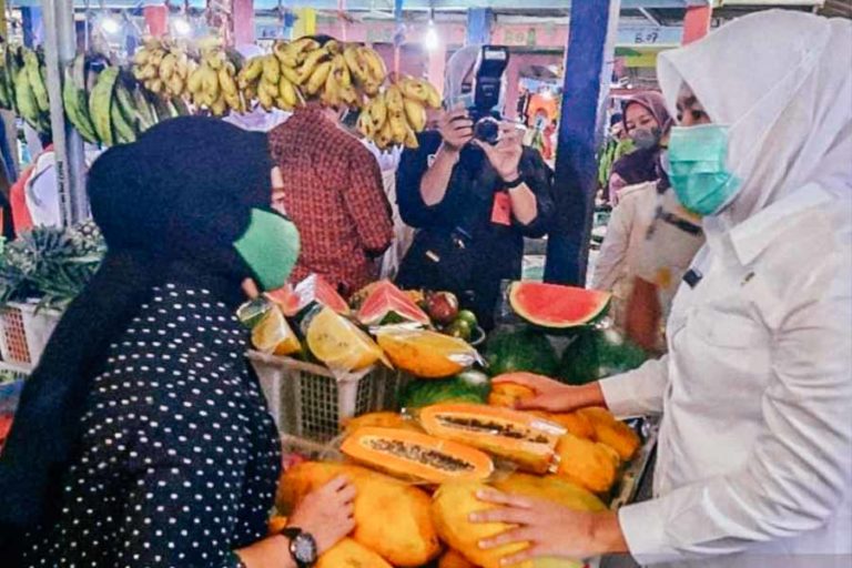 Sidak Pasar Tradisional, Tim BPOM-Pemkot Palembang Temukan Terasi dengan Pewarna Tekstil