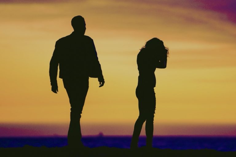 Berikut Ini 4 Tips Pulih Dari Trauma Perselingkuhan Sebelum Jalin Hubungan Baru