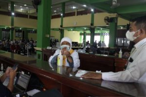 Pemberangkatan 2 Jamaah Haji Embarkasi Solo Tertunda Karena Sakit