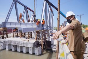 Target Pembangunan Jembatan Titi Dua Sicanang Selesai Akhir Tahun Ini