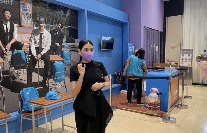 Rayakan Ulang Tahun BTS, Senyum ARMY Galang Dana Melalui Pameran Seni