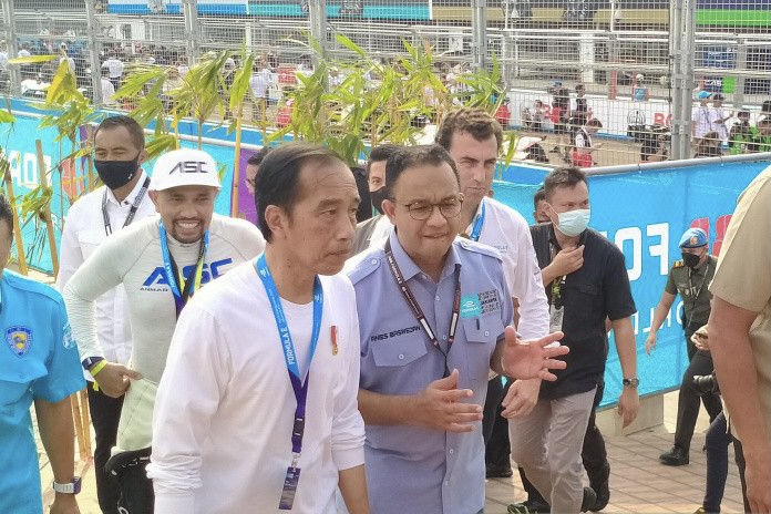Usai Presiden Jokowi Grid Walk, Lagu Indonesia Raya Berkumandang di Jakarta E-Prix
