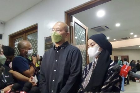 Kenangan Terakhir Keluarga Bersama Rima Melati: Bintang yang Bersahaja