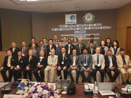 Susun Bersama Kode Etik Kedokteran Internasional, IDI Kolaborasi dengan Asosiasi Medis Dunia