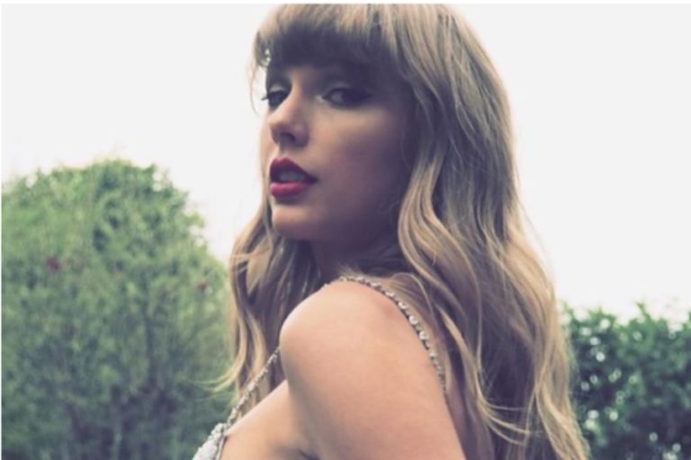 Sorotan di Festival Film Tribeca, Jennifer Lopez dan Taylor Swift Lakukan Bincang Bersama