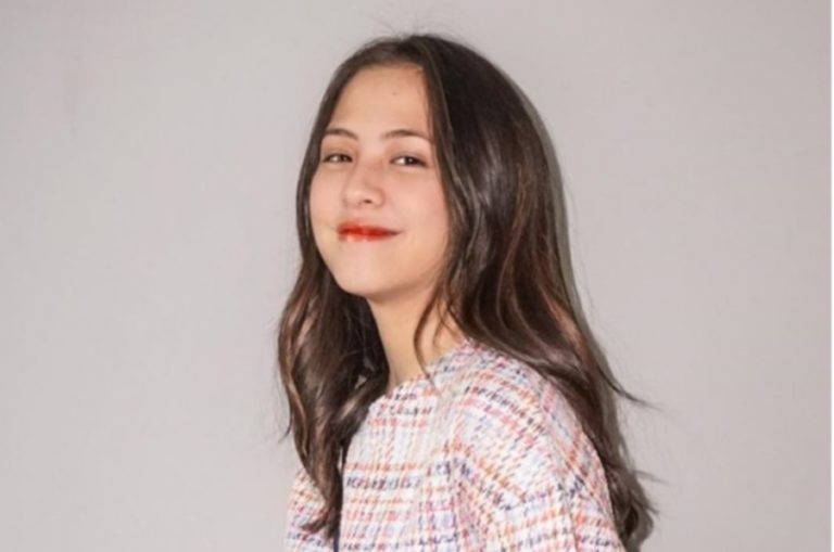 Sesuai Kenyataan, Adhisty Zara Tahan Tangis saat Beradu Akting dengan Nirina Zubir