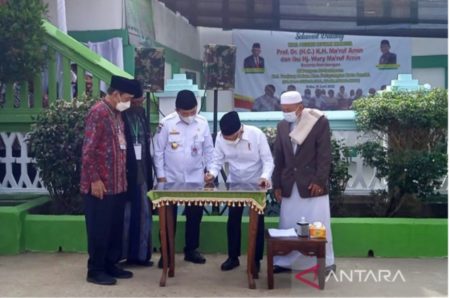 Program Manfaat, Wapres Serahkan Santunan Senilai Rp1,8 Miliar untuk Masyarakat Jambi