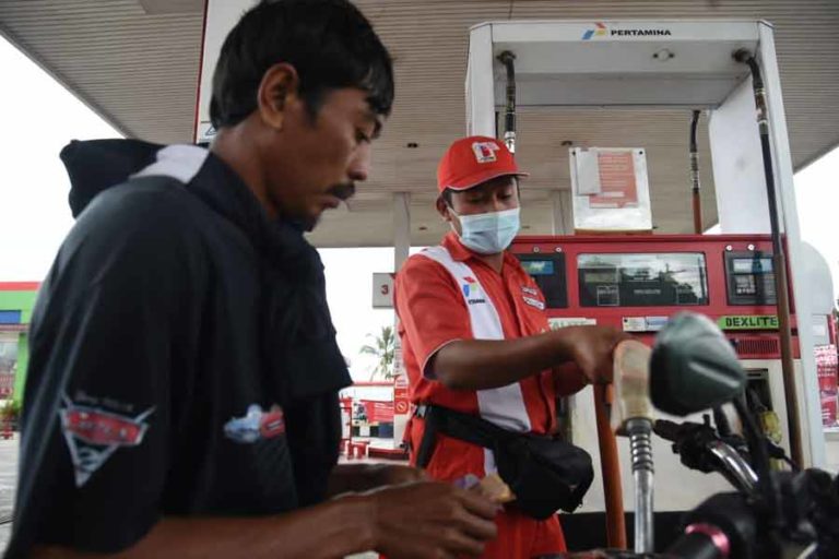 DPR Minta Pemerintah Salurkan Bansos Sebelum Menaikkan Harga BBM